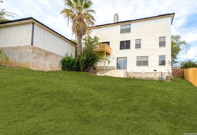 7738 Oakhill Park, San Antonio, TX 78249