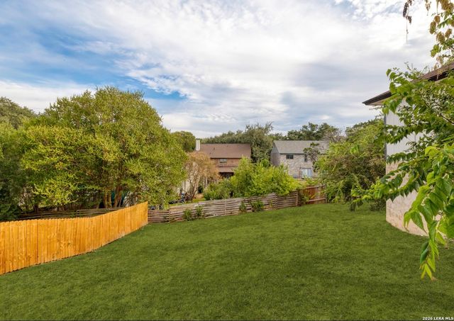 7738 Oakhill Park, San Antonio, TX 78249