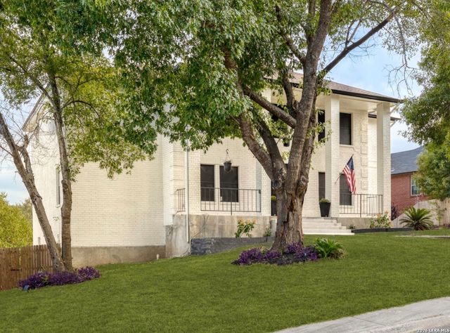 7738 Oakhill Park, San Antonio, TX 78249