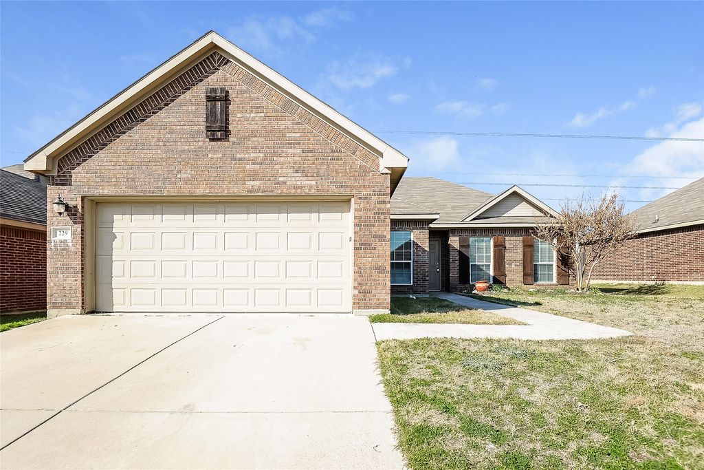229 Kennedy Drive, Crowley, TX 76036