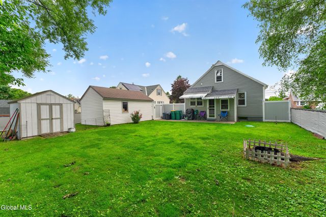 2015 Ferguson Street, Rotterdam, NY 12303