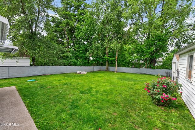 2015 Ferguson Street, Rotterdam, NY 12303