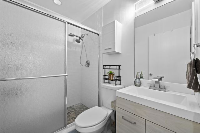 18833 Cloud Lake Circle, Boca Raton, FL 33496