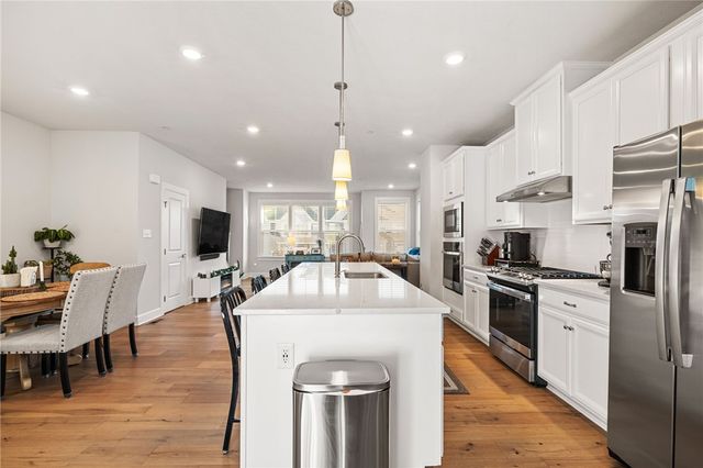 207 Spruce Lane, Canonsburg, PA 15317