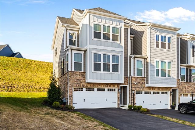 207 Spruce Lane, Canonsburg, PA 15317