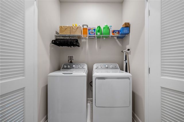 207 Spruce Lane, Canonsburg, PA 15317