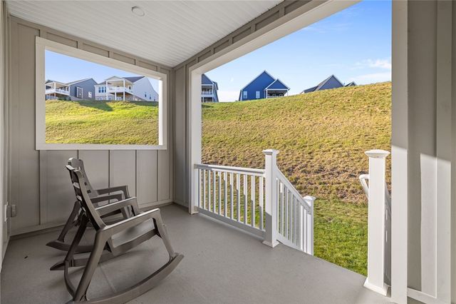 207 Spruce Lane, Canonsburg, PA 15317