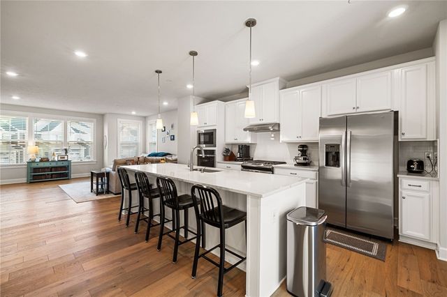 207 Spruce Lane, Canonsburg, PA 15317