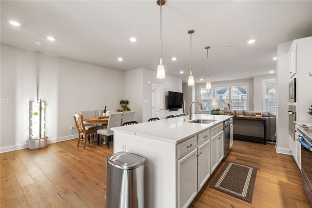 207 Spruce Lane, Canonsburg, PA 15317