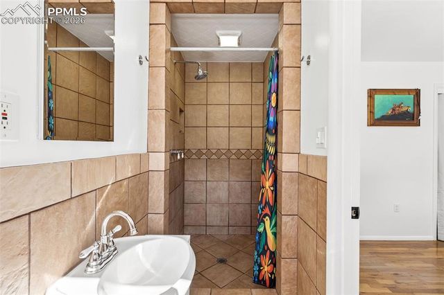 207 Beckers Lane, Manitou Springs, CO 80829