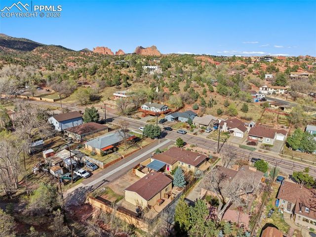 207 Beckers Lane, Manitou Springs, CO 80829