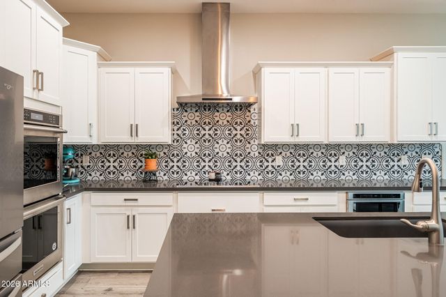 18177 W CACTUS FLOWER Drive, Goodyear, AZ 85338