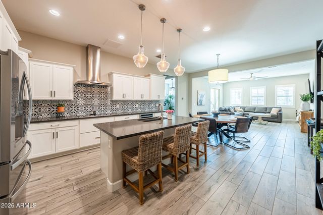 18177 W CACTUS FLOWER Drive, Goodyear, AZ 85338