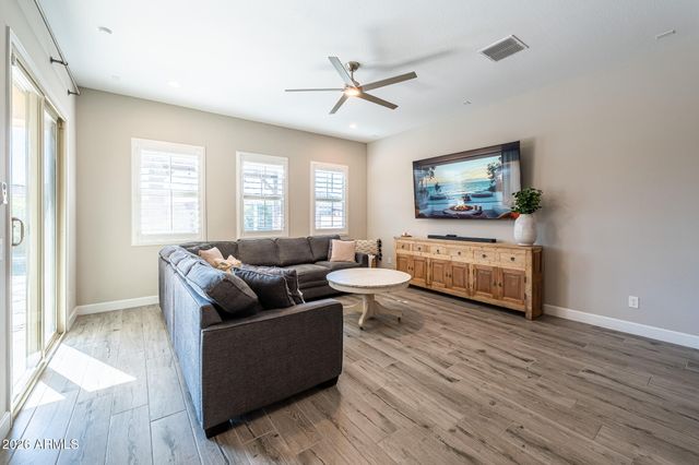 18177 W CACTUS FLOWER Drive, Goodyear, AZ 85338