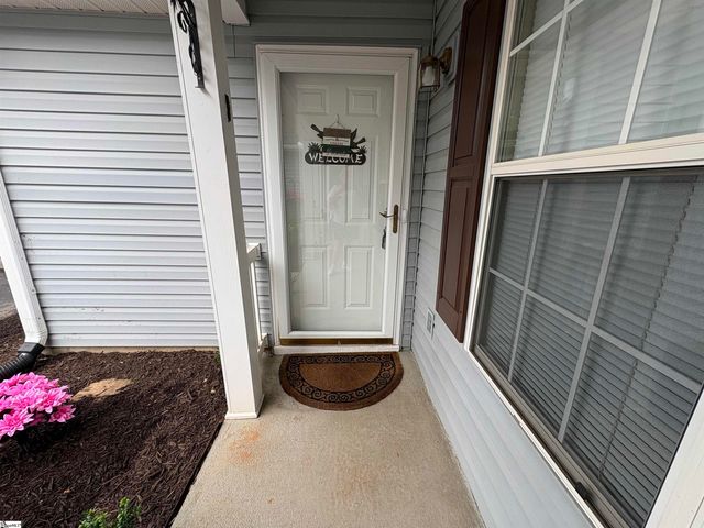 110 Hammett Grove Lane, Greer, SC 29650
