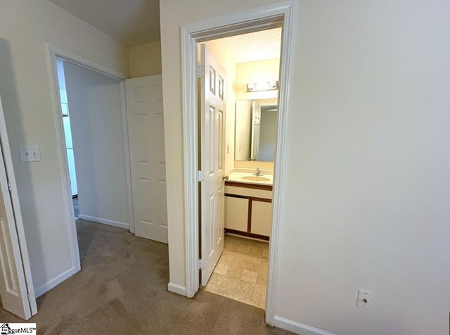 110 Hammett Grove Lane, Greer, SC 29650