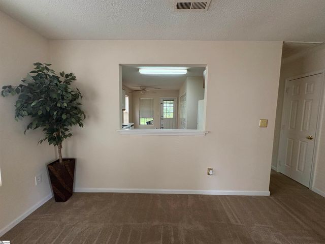 110 Hammett Grove Lane, Greer, SC 29650