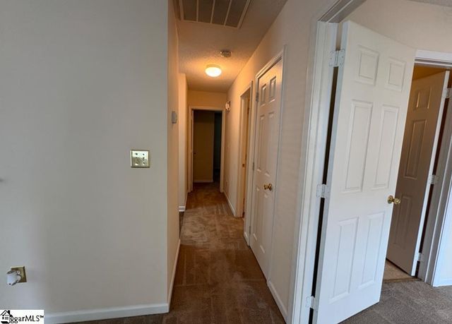 110 Hammett Grove Lane, Greer, SC 29650