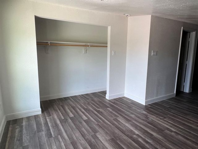 201 Eastwood Unit 5 Street 5, Houston, TX 77011