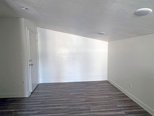 201 Eastwood Unit 5 Street 5, Houston, TX 77011