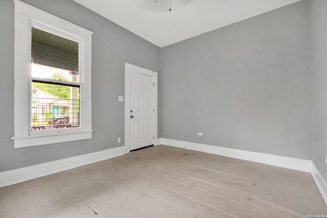 427 & 431 Dunning, San Antonio, TX 78210