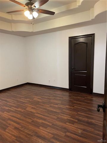 1714 W Hayes Avenue, Alton, TX 78573