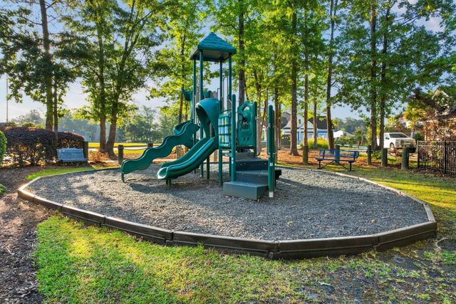 8208 Muldrow Ct., Myrtle Beach, SC 29588