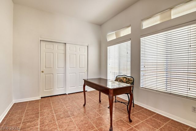 8744 Stockholm Ave, Las Vegas, NV 89147