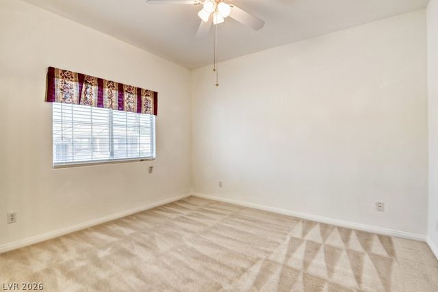 8744 Stockholm Ave, Las Vegas, NV 89147