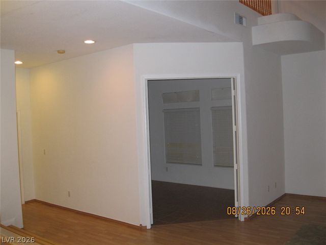 8744 Stockholm Ave, Las Vegas, NV 89147