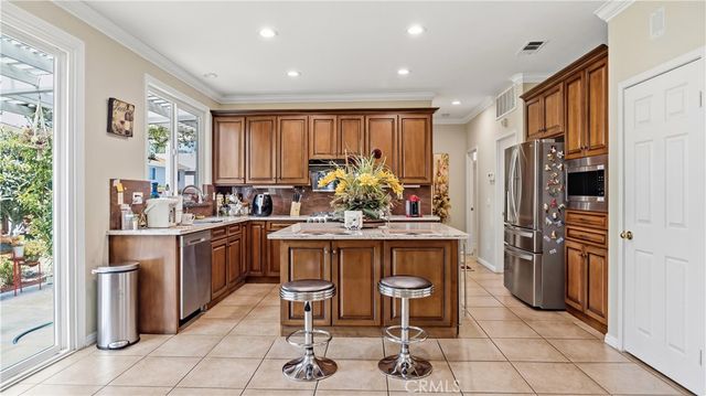 6845 Lunt St., Chino, CA 91710