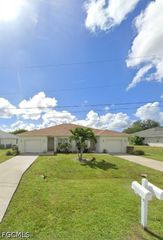 1713 SW 33rd TER, Cape Coral, FL 33914