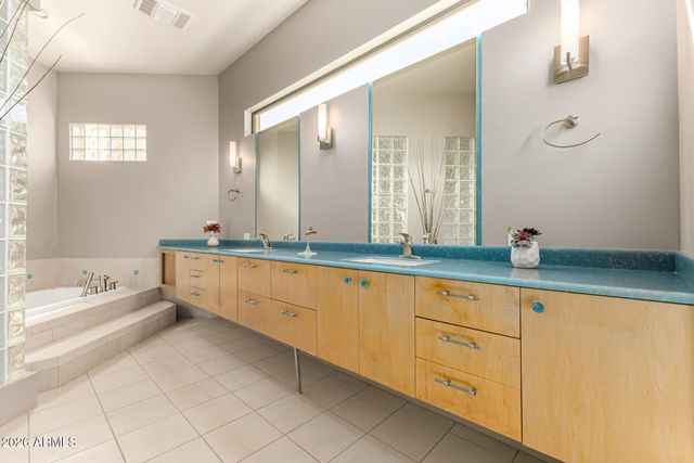 18567 E PASEO VERDE Drive, Rio Verde, AZ 85263