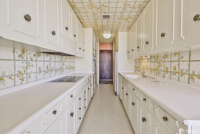 1333 Jones Street 1206, San Francisco, CA 94109