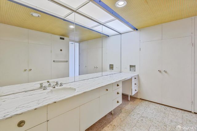 1333 Jones Street 1206, San Francisco, CA 94109