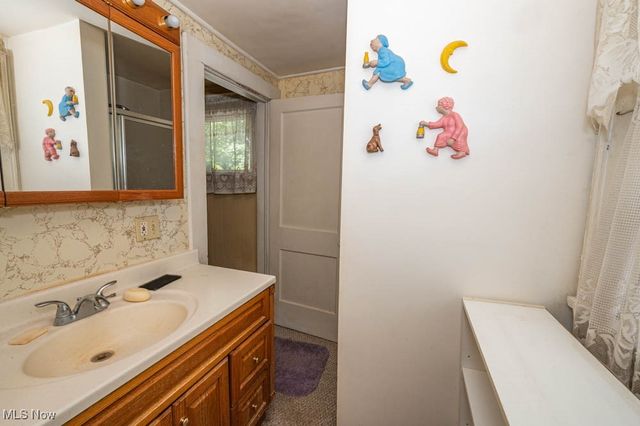 2211 17th Street NE, Canton, OH 44705