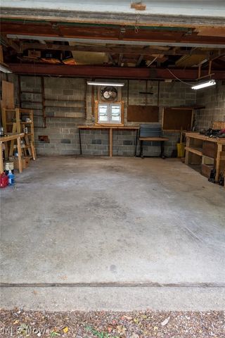 2211 17th Street NE, Canton, OH 44705