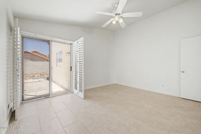 4626 E CHARLESTON Avenue, Phoenix, AZ 85032