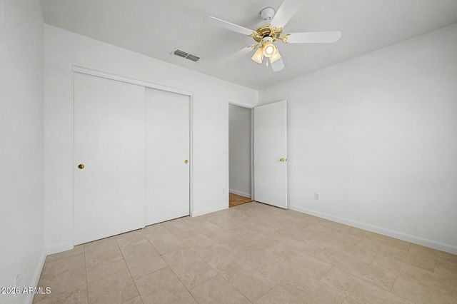 4626 E CHARLESTON Avenue, Phoenix, AZ 85032