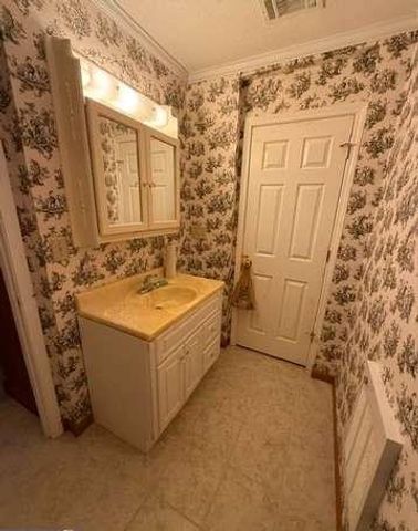 93 Rue Beauregard, Lavonia, GA 30553