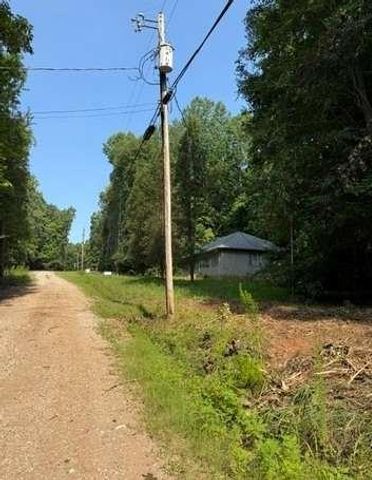 93 Rue Beauregard, Lavonia, GA 30553
