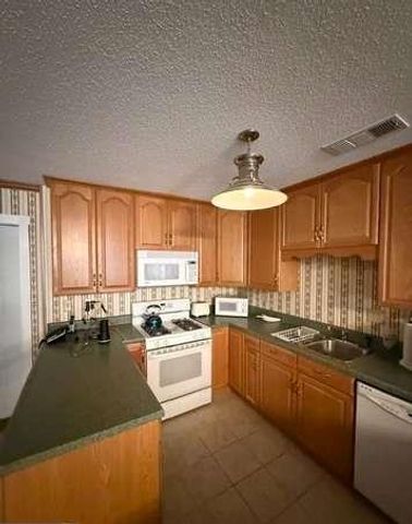 93 Rue Beauregard, Lavonia, GA 30553