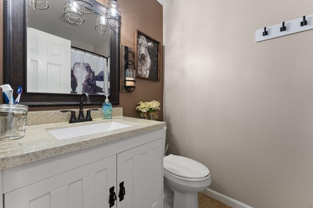 502 Killarney Lane, Valparaiso, IN 46385