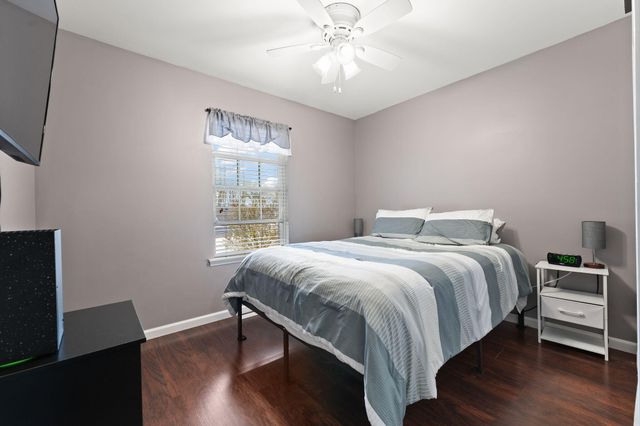 502 Killarney Lane, Valparaiso, IN 46385