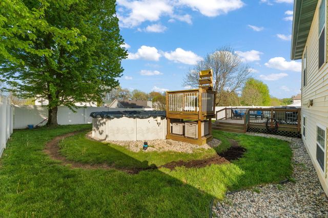 502 Killarney Lane, Valparaiso, IN 46385