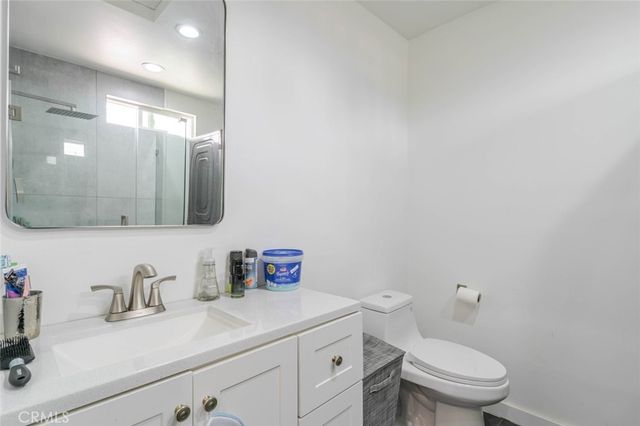 12300 Stagg, North Hollywood, CA 91605