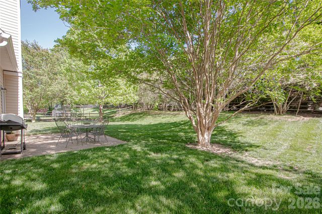 1621 Mountain Ashe Court, Matthews, NC 28105
