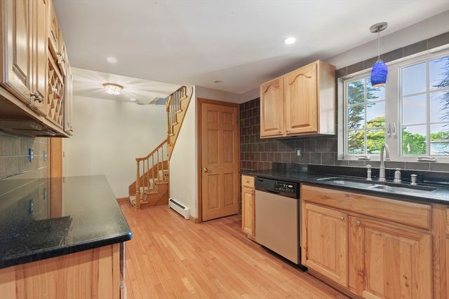 32 Mohill Ave, Swansea, MA 02777