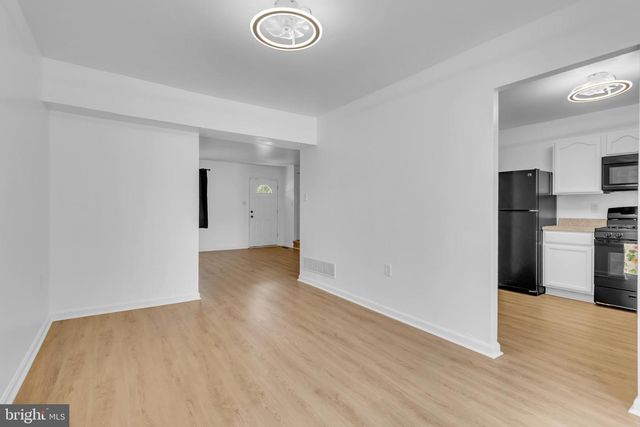 490 WORTHINGTON RD, Millersville, MD 21108