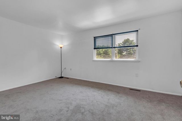 490 WORTHINGTON RD, Millersville, MD 21108